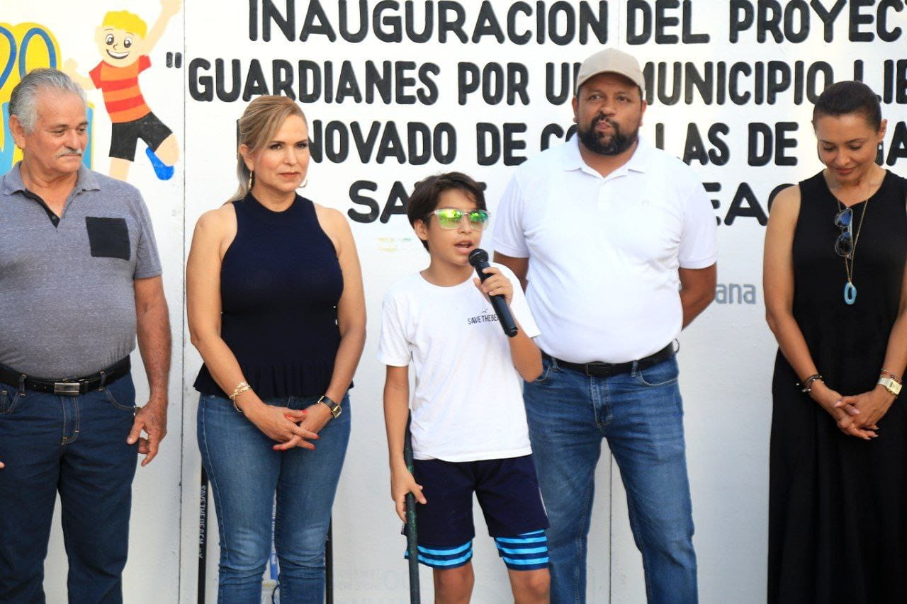 Lili Campos junto con Cabildo Infantil emprenden limpiza de playas