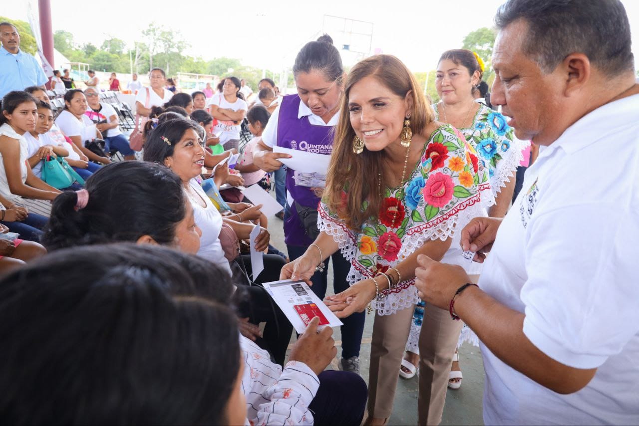 Un total de 2 mil 400 tarjetas “Mujer es Poder” fueron entregadas en José María Morelos