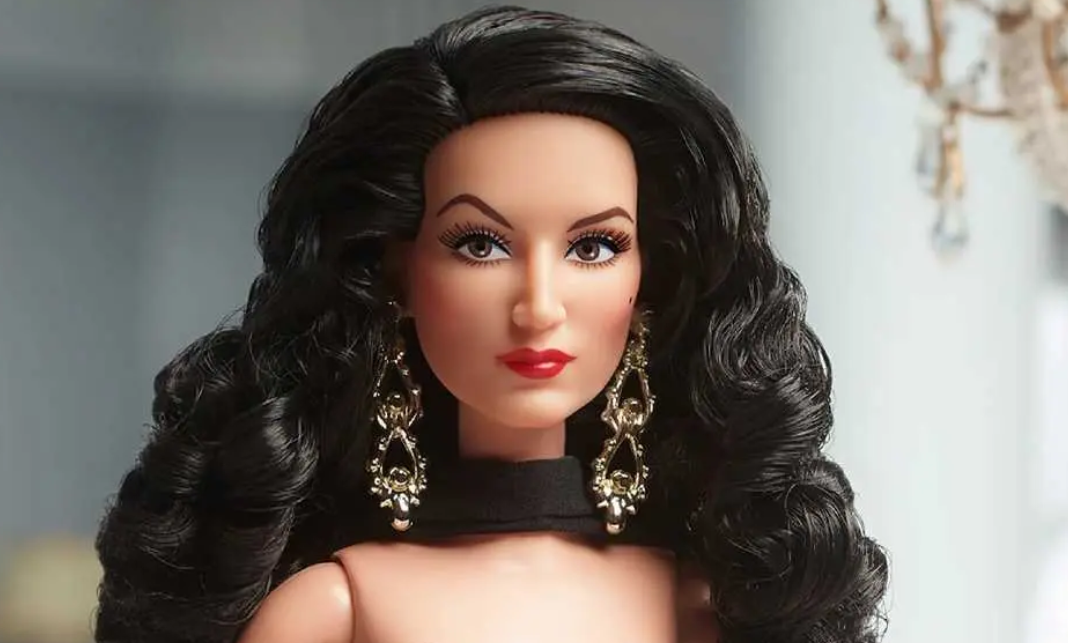 Barbie rinde tributo a María Félix y crea muñeca en su honor