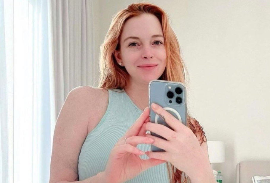 Lindsay Lohan comparte fotografía tras ser mamá