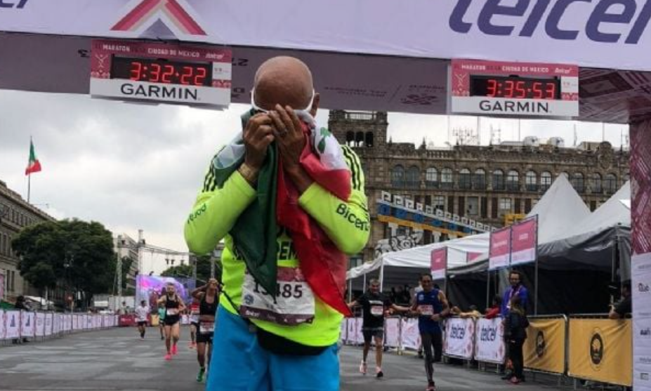 Acusan de hacer trampa a mexicano que más maratones ha corridos en la CDMX