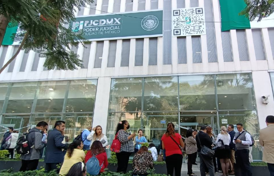 Suspenden labores en Poder Judicial por falta de pago retroactivo en CDMX