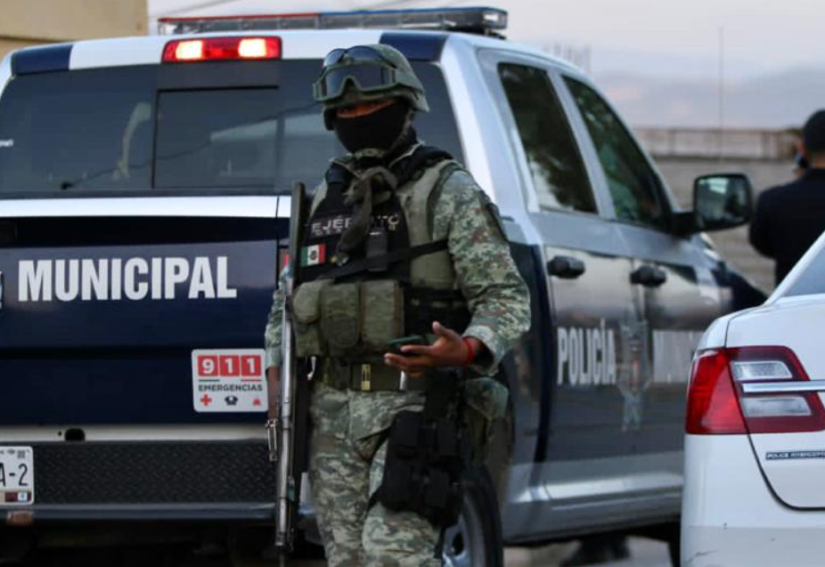 Alumno de Telesecundaria 55 apuñala a compañera en Tijuana
