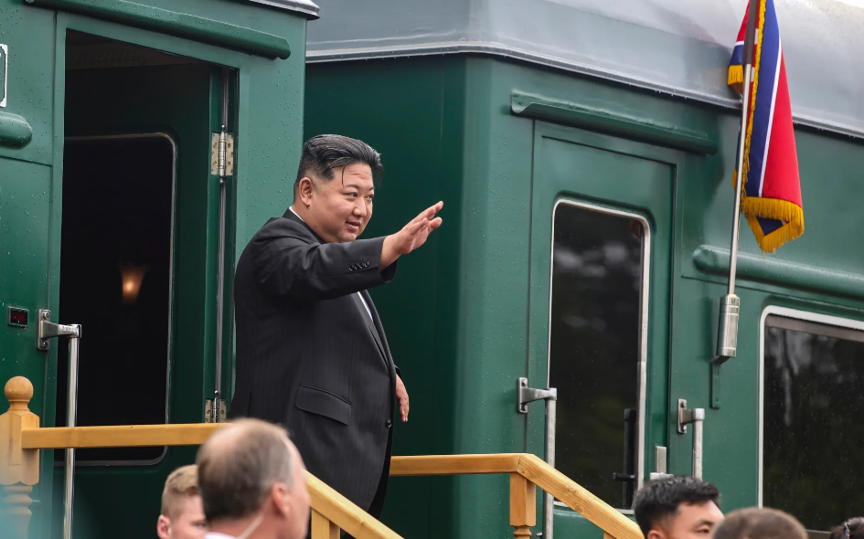 Kim Jong-un concluye su visita a Rusia