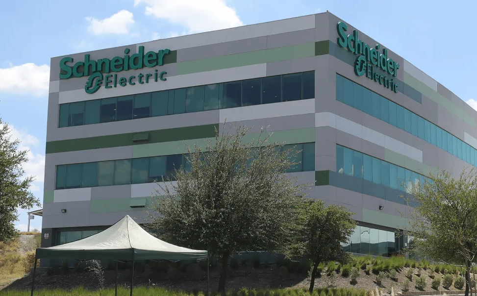Schneider Electric invertirá 40 millones de dólares en su expansión en Nuevo León
