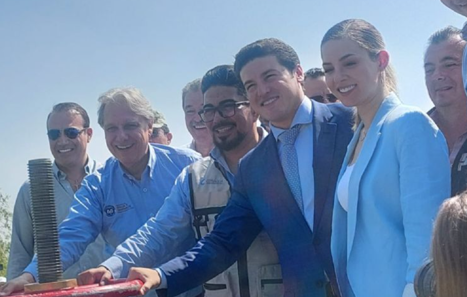 Samuel García celebra llegada de agua a potabilizadora San Roque