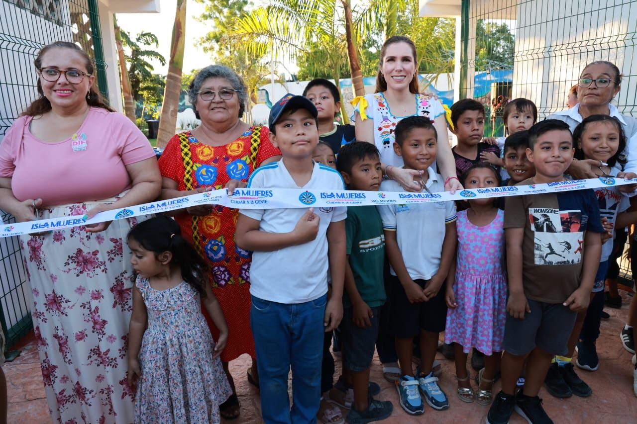 Atenea Gómez inaugura el parque infantil ‘El Centauro’ en Ciudad Mujeres