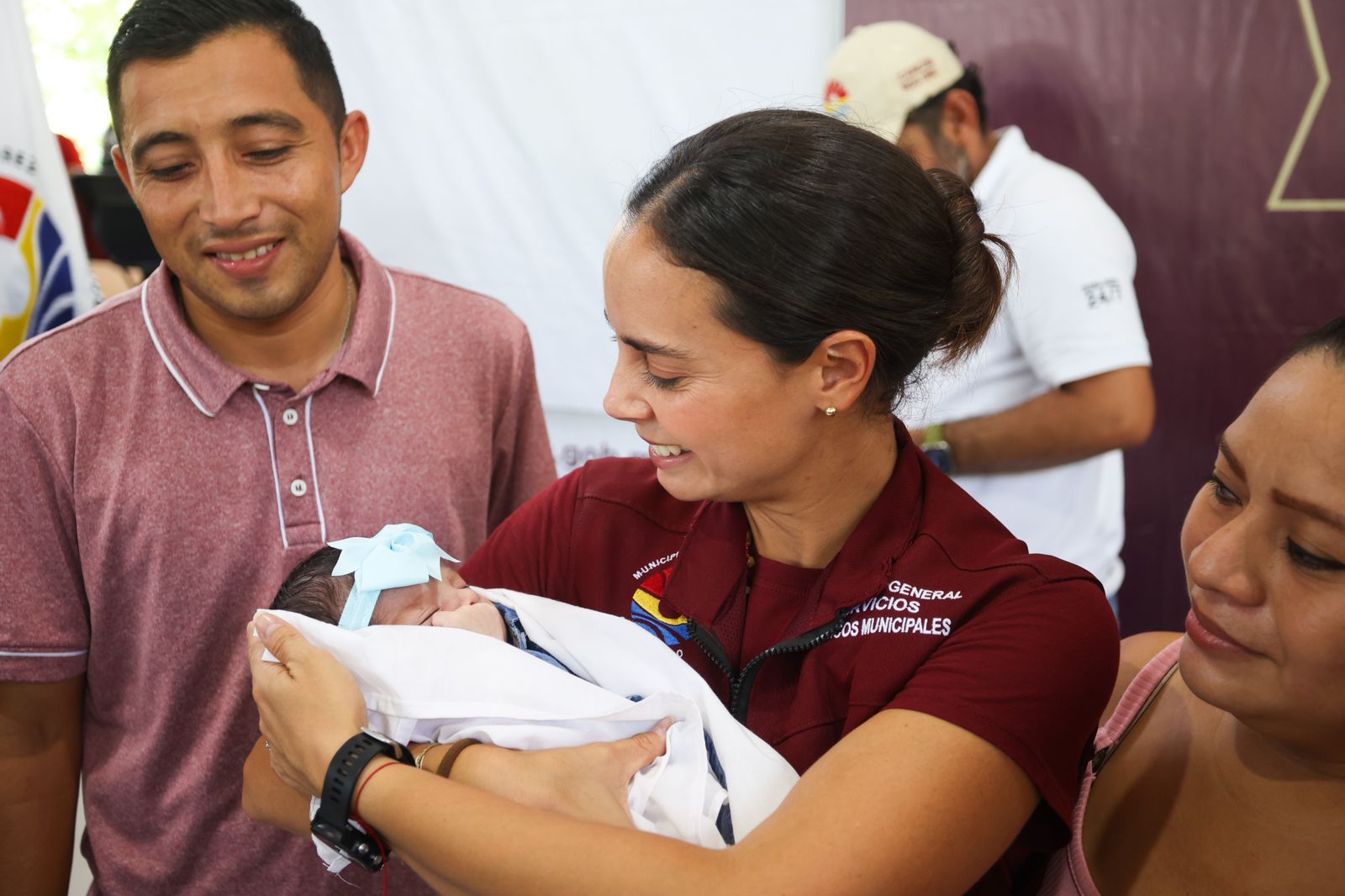 Para seguir transformando Cancún, Ana Paty Peralta realiza acciones del bienestar