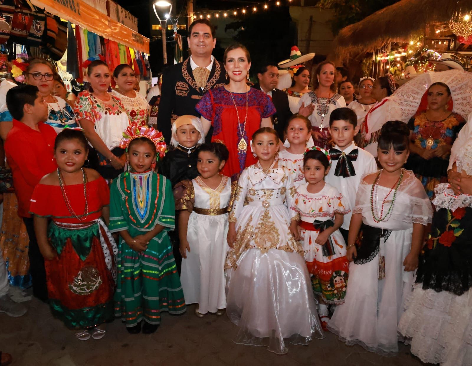 Atenea Gómez celebra Desfile Mexicano con familias isleñas y turistas