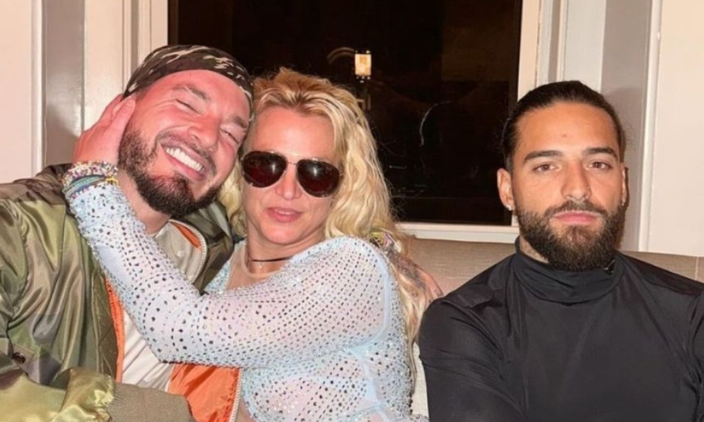 Britney Spears interrumpe cena de Maluma y J Balvin; cara de Maluma se vuelve meme