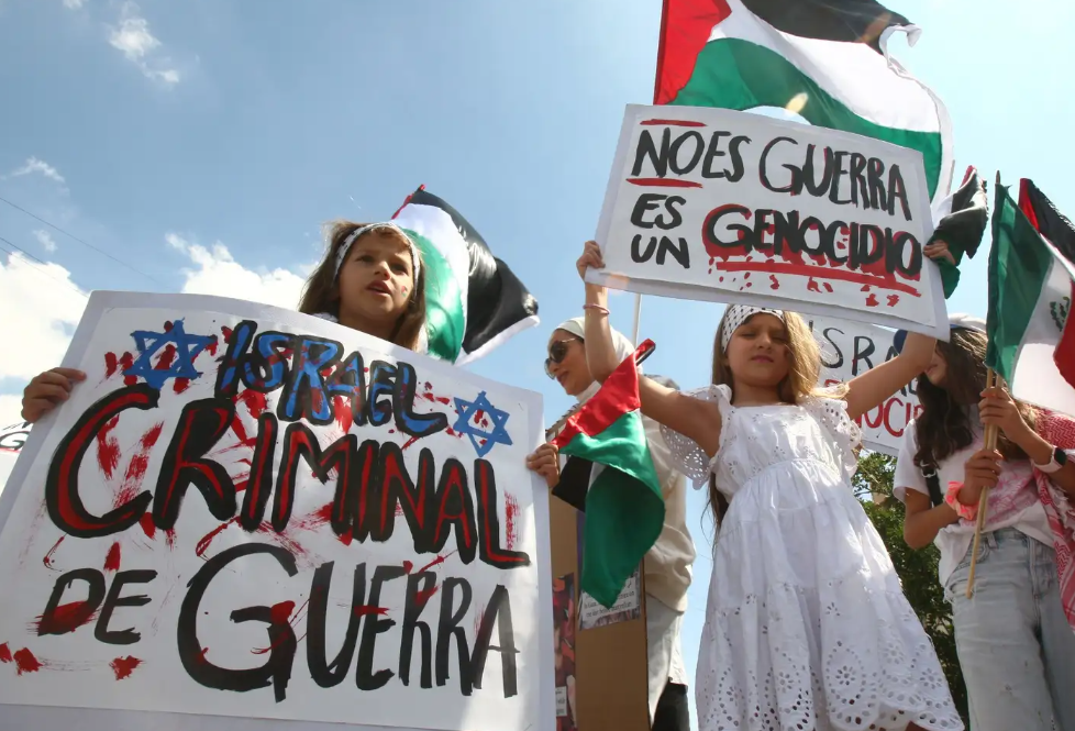 Comunidad palestina se manifiesta en Jalisco contra genocidio en Gaza