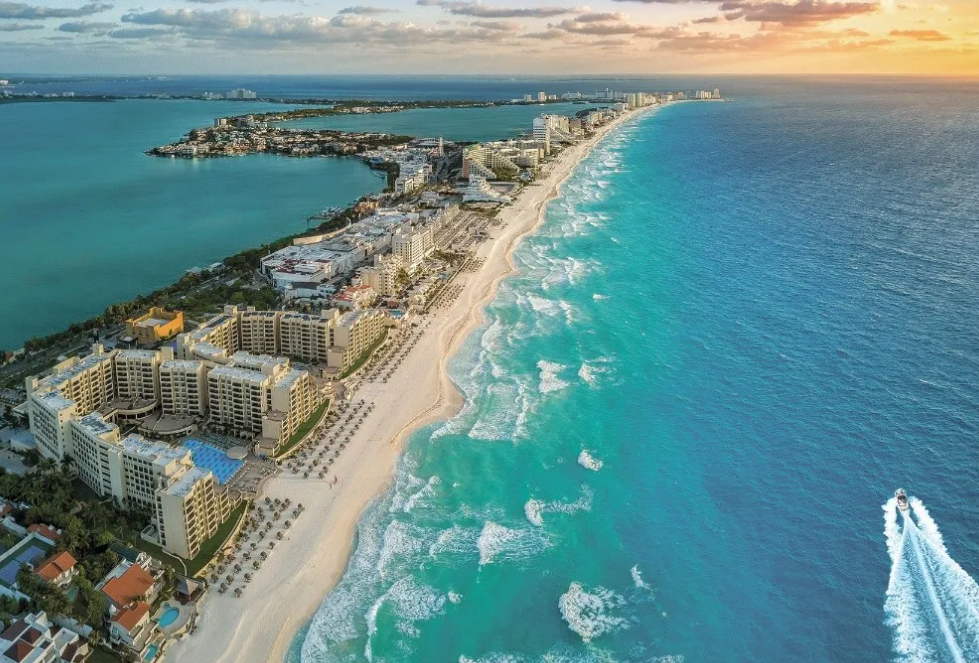 Cancún capta 46% del turismo internacional que llega a México: Sectur