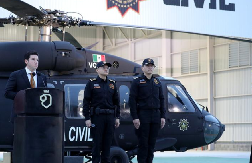 Presenta Samuel García nuevo helicóptero “Black Hawk”