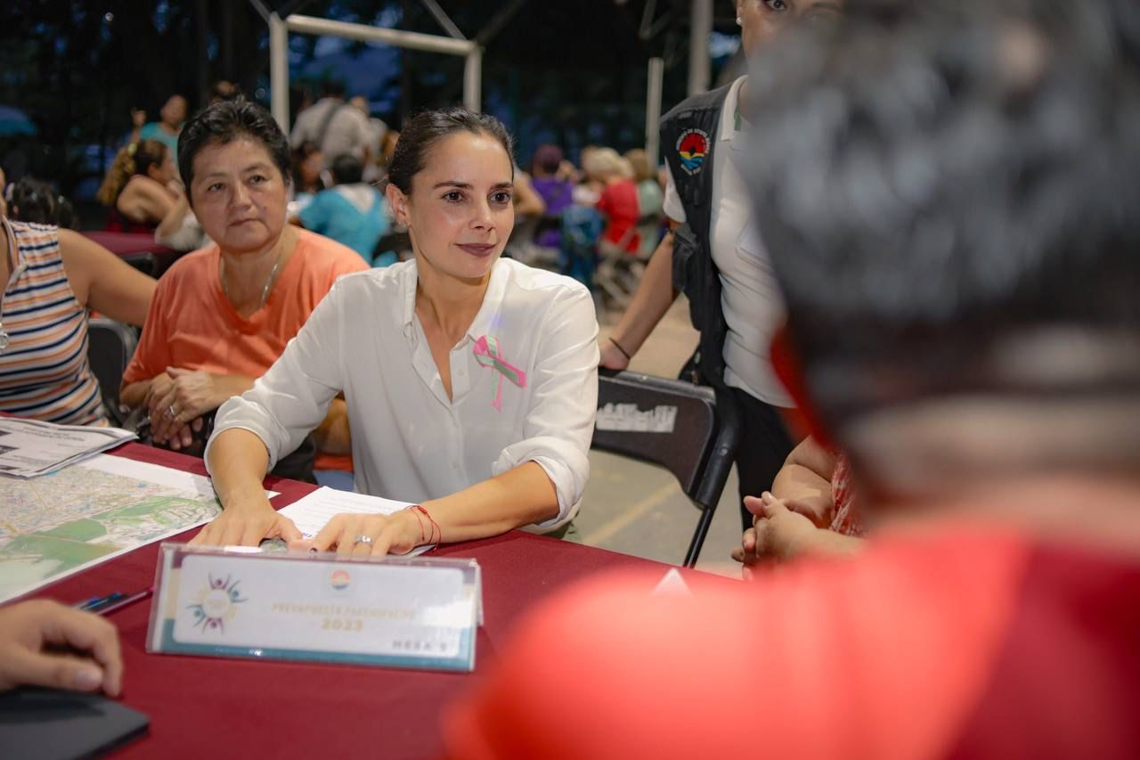 Ciudadanía cancunense al mando, Ana Paty Peralta escucha a la comunidad en la toma de decisiones
