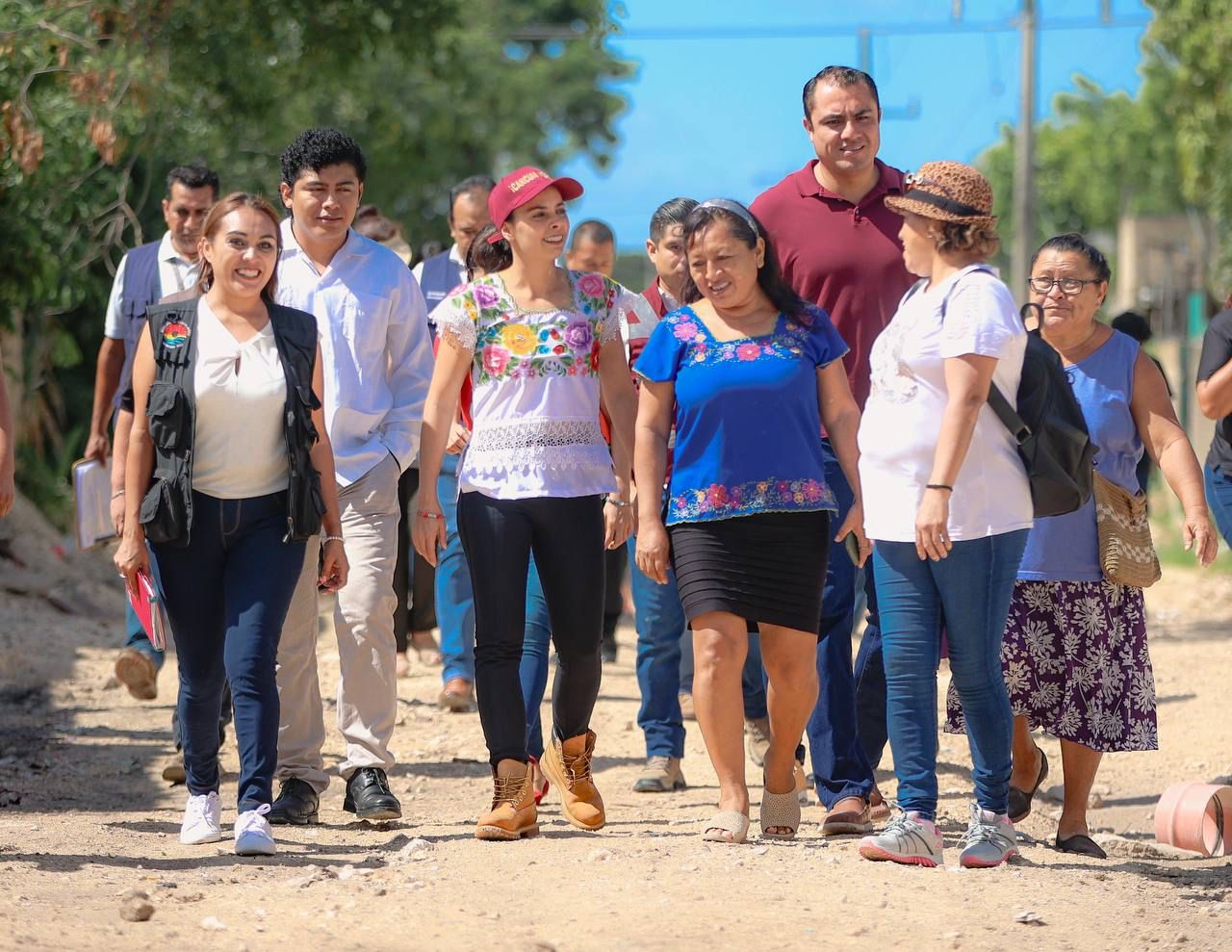 Lleva Ana Paty Peraltacon histórica inversión agua y drenaje a colonias olvidadas