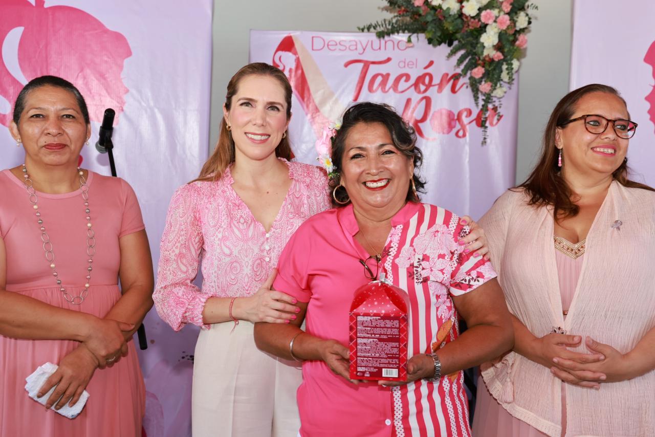 Atenea Gómez Ricalde encabeza desayuno del Tacón Rosa en el marco del Mes de la Lucha contra el Cáncer de Mama