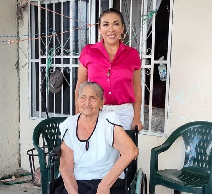 Lorena Martínez reitera su apoyo a los más necesitados