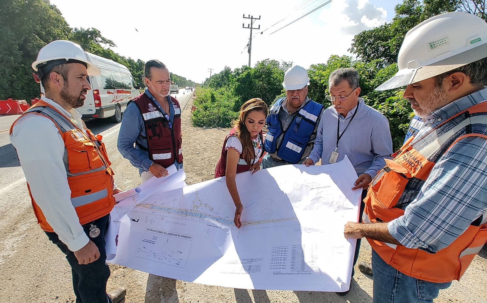 Supervisa Mara Lezama inicio de obra en la 180 D, acceso a la estación del Tren Maya en Cancún