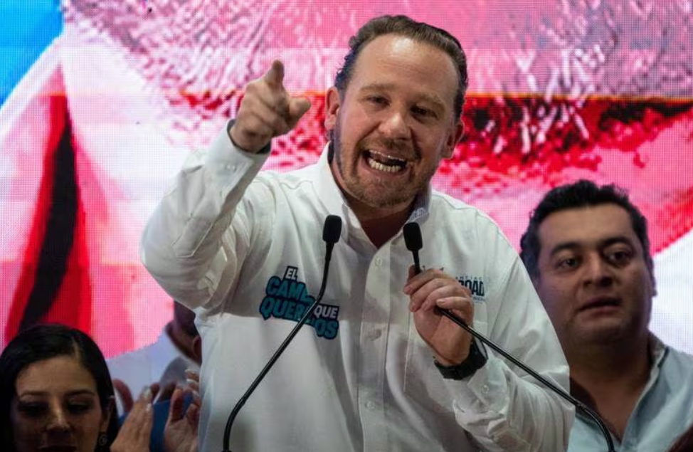 Santiago Taboada es precandidato del FAM a la jefatura de Gobierno de CDMX