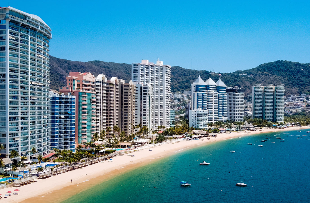 Esperan en diciembre operar 500 habitaciones de hotel en Acapulco