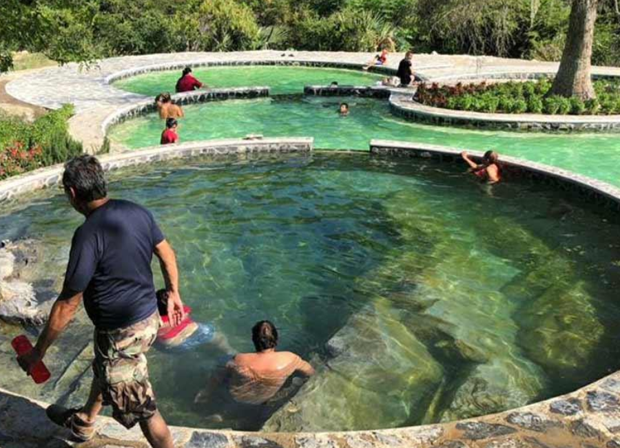 “El Bañito”, aguas termales en Santiago, Nuevo León