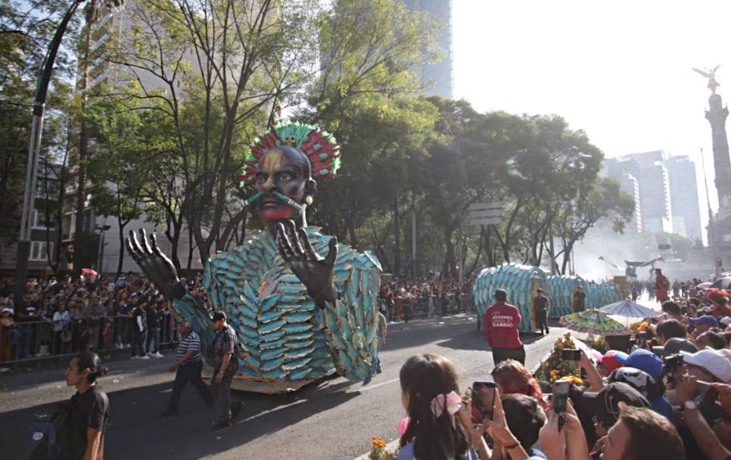 Un millón 250 mil personas en el desfile Día de Muertos en la CDMX