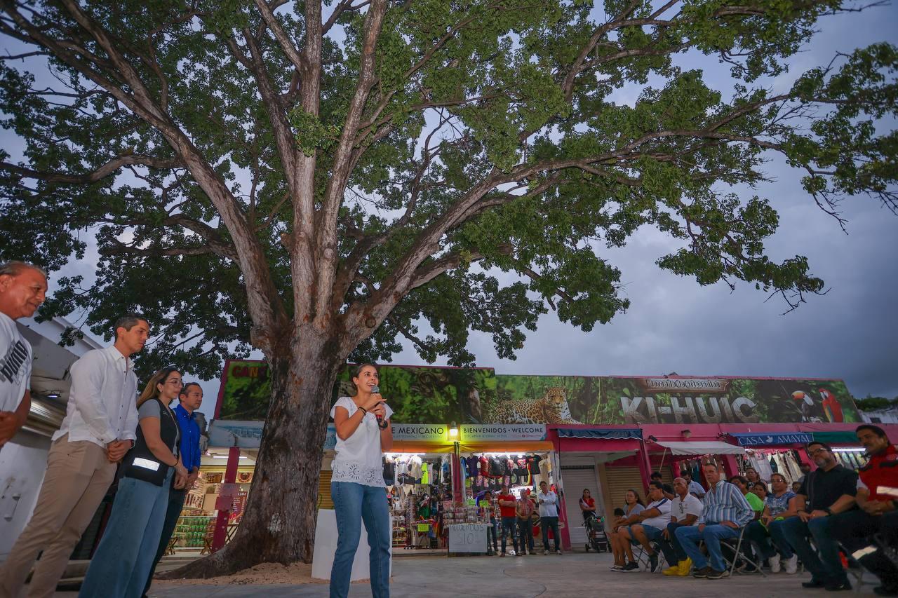 En Cancún, priorizamos el medio ambiente y la flora en espacios públicos: Ana Paty Peralta