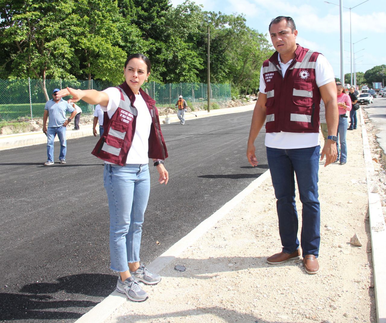Trabaja Ana Paty Peralta por mejorar calles y avenidas de Cancún