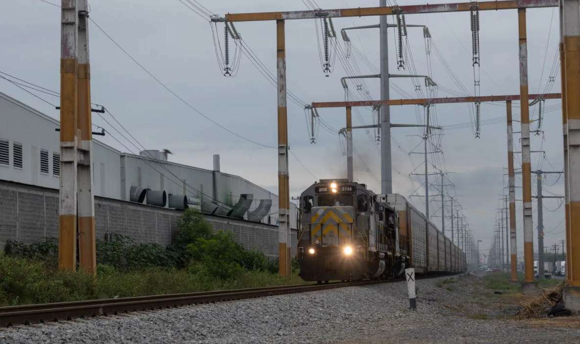 Proponen creación de tren de pasajeros en Nuevo León