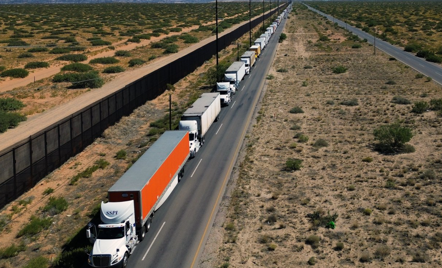 Reabren los cruces fronterizos ferroviarios de Eagle Pass y El Paso