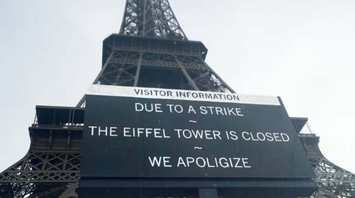Torre Eiffel cierra sus puertas a visitantes