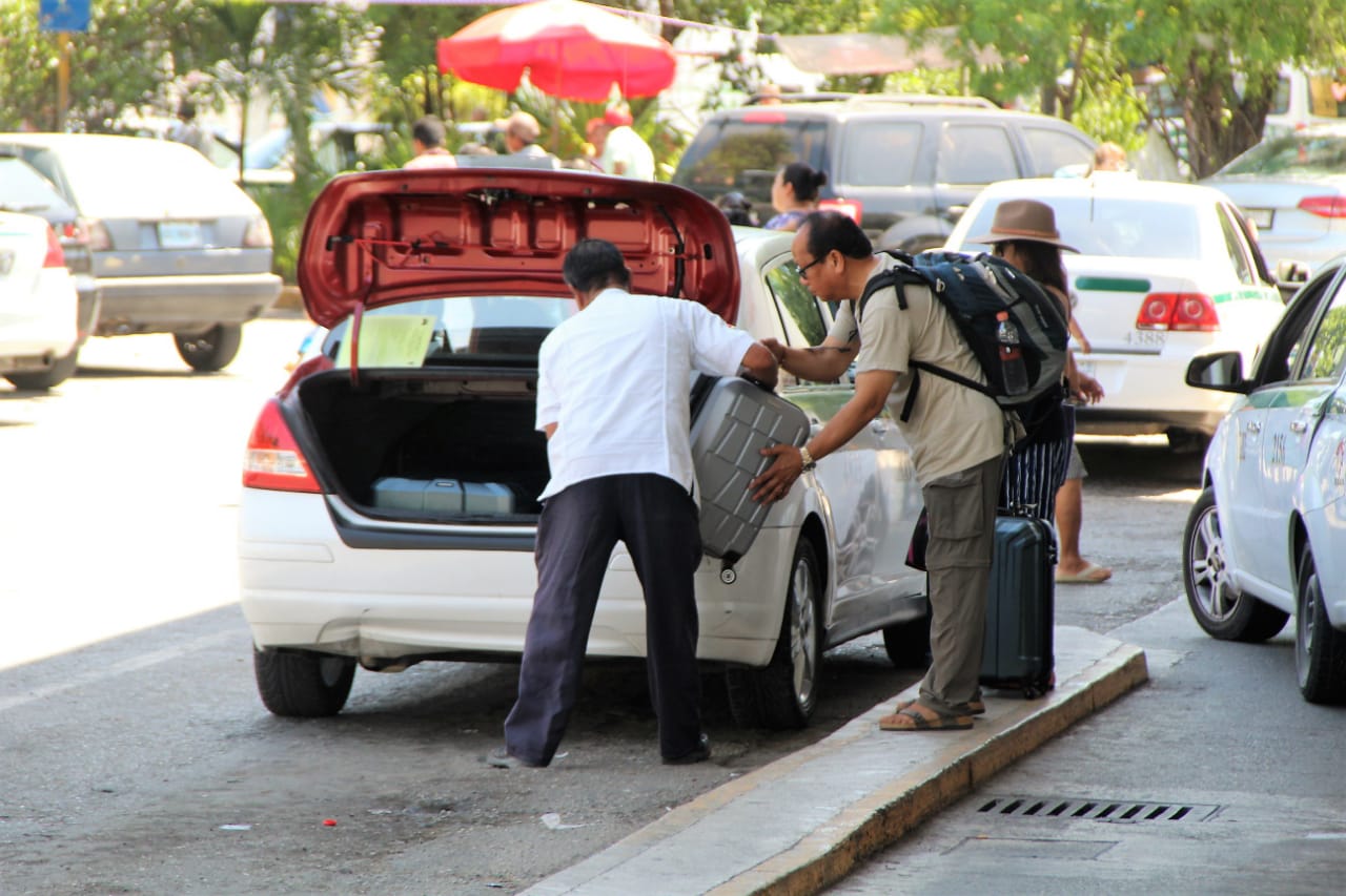 “El sol sale para todos”; taxistas avalan acuerdo con Uber