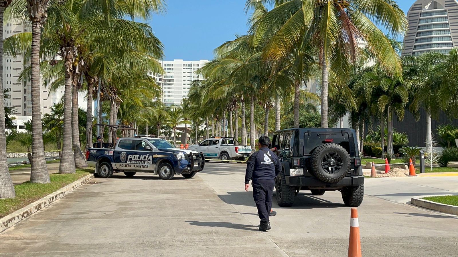 Hallan a una mujer sin vida en Shark Tower de Puerto Cancún; podría tratarse de la esposa de Samy Tomouro