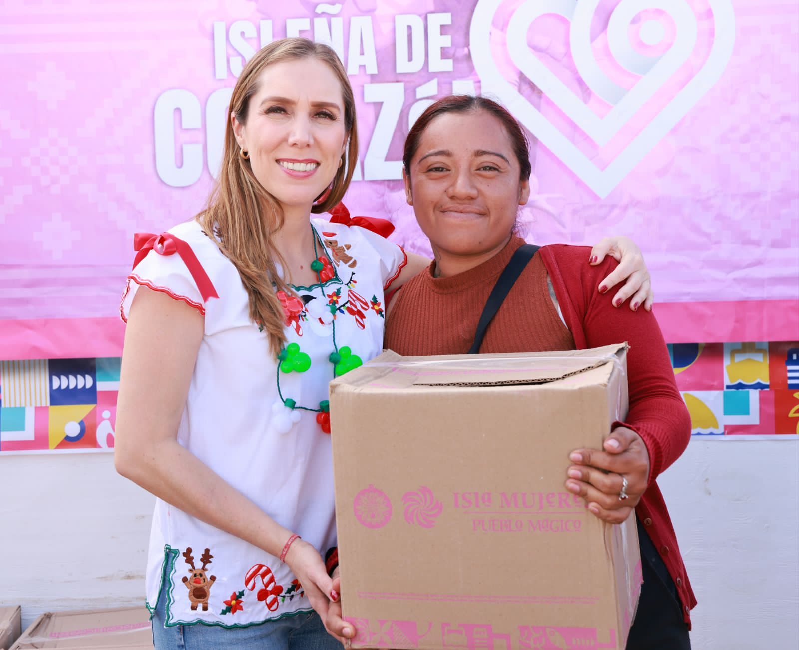 Atenea Gómez Ricalde impulsa el programa ‘Isleña de Corazón’ para beneficiar a 3 mil mujeres en 2024