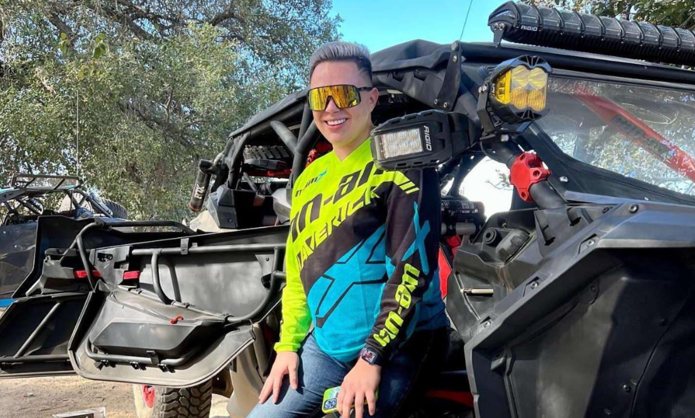 Muere ‘influencer’ Sebastián Bautista tras accidente en RZR