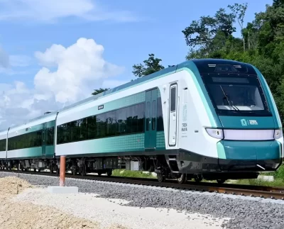 Gobierno quintanarroense en proyectos de movilidad del Tren Maya
