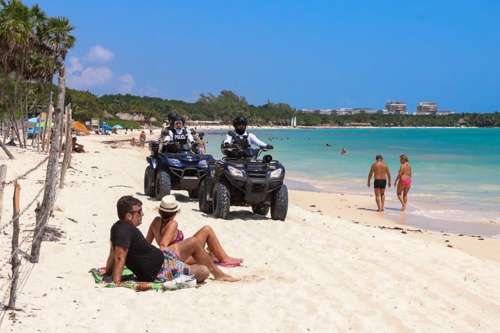 Policía Turística de Solidaridad y SEMAR refuerzan vigilancia en zona de playas