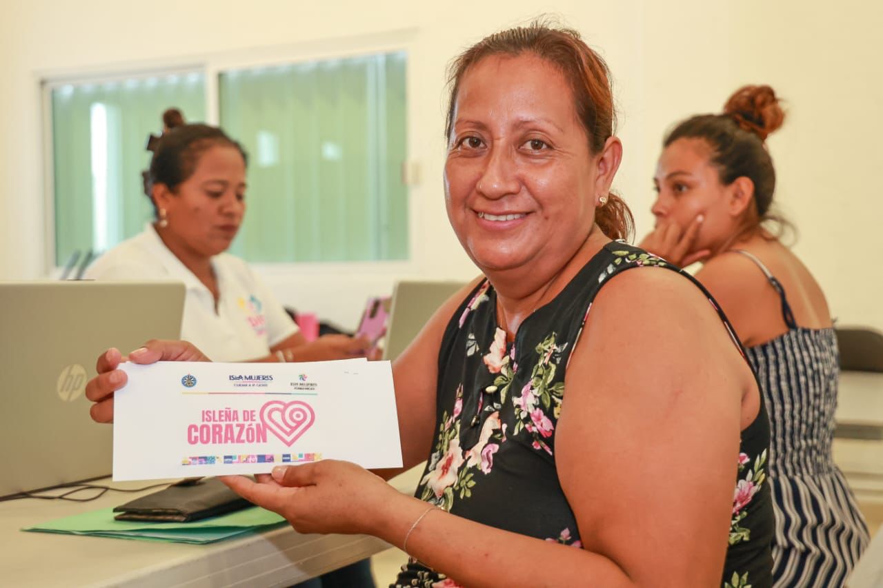 Gobierno de Isla Mujeres invita a familias isleñas y turistas al arranque del Carnaval Fantasía Tropical 2024