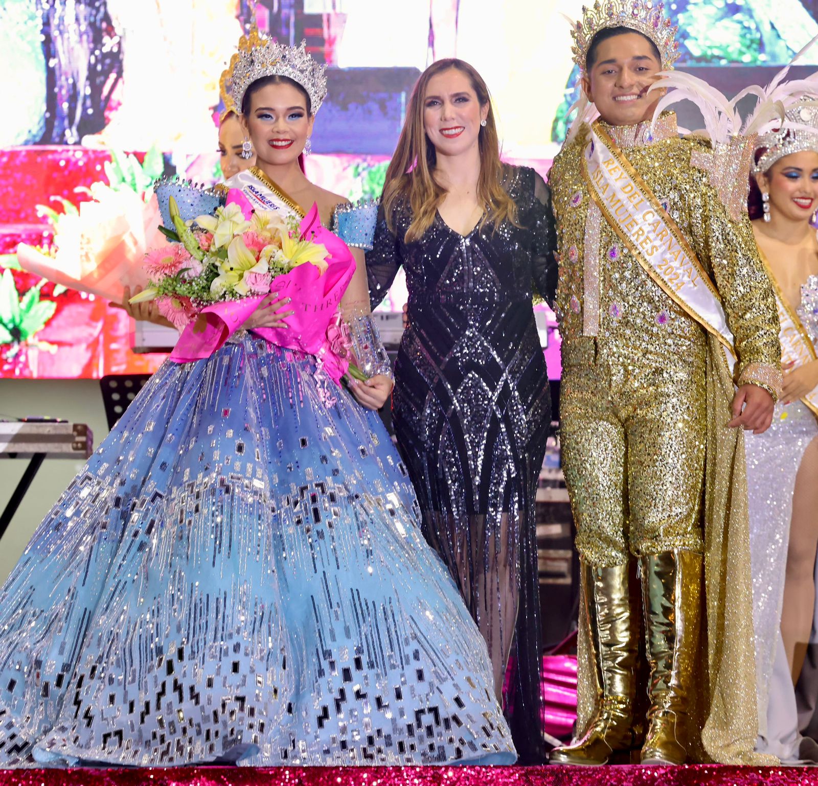 Arranca con éxito el Carnaval ‘Fantasía Tropical 2024’ en Isla Mujeres
