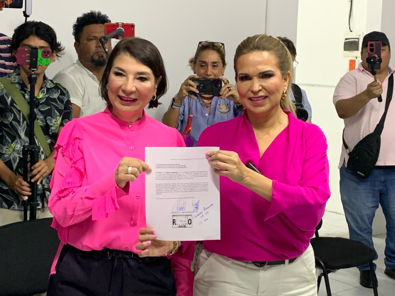 Se registra Lili Campos para su reelección en Playa del Carmen