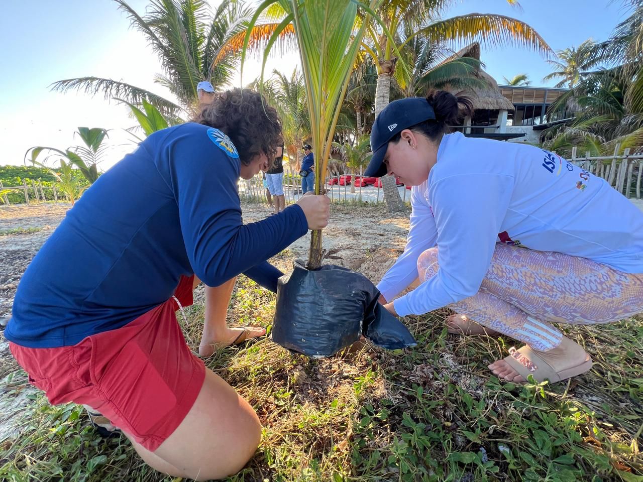 Gobierno Municipal de Isla Mujeres promueve la educación ambiental para la conservación de dunas costeras