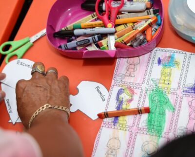 Gobierno municipal de Isla Mujeres fortalece el tejido social con taller 'Estilos de crianza'