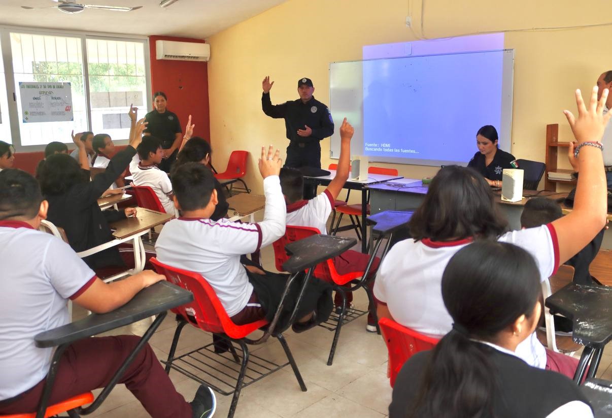 Previenen adicciones en escuelas de Puerto Morelos