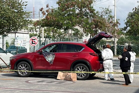 'Levantan' a una mujer colombiana afuera de un gimnasio