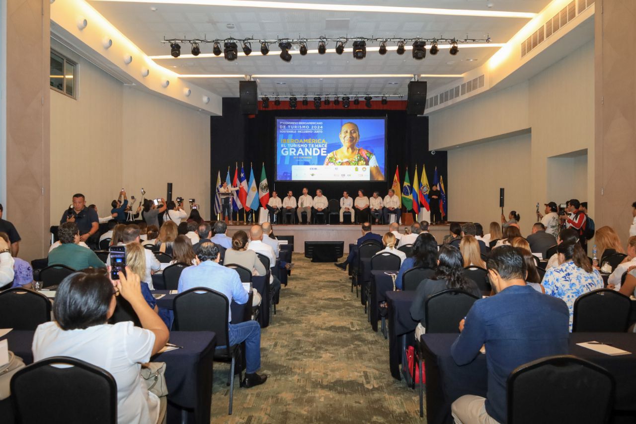 Celebra Cancún 1er. Congreso Iberoamericano de Turismo