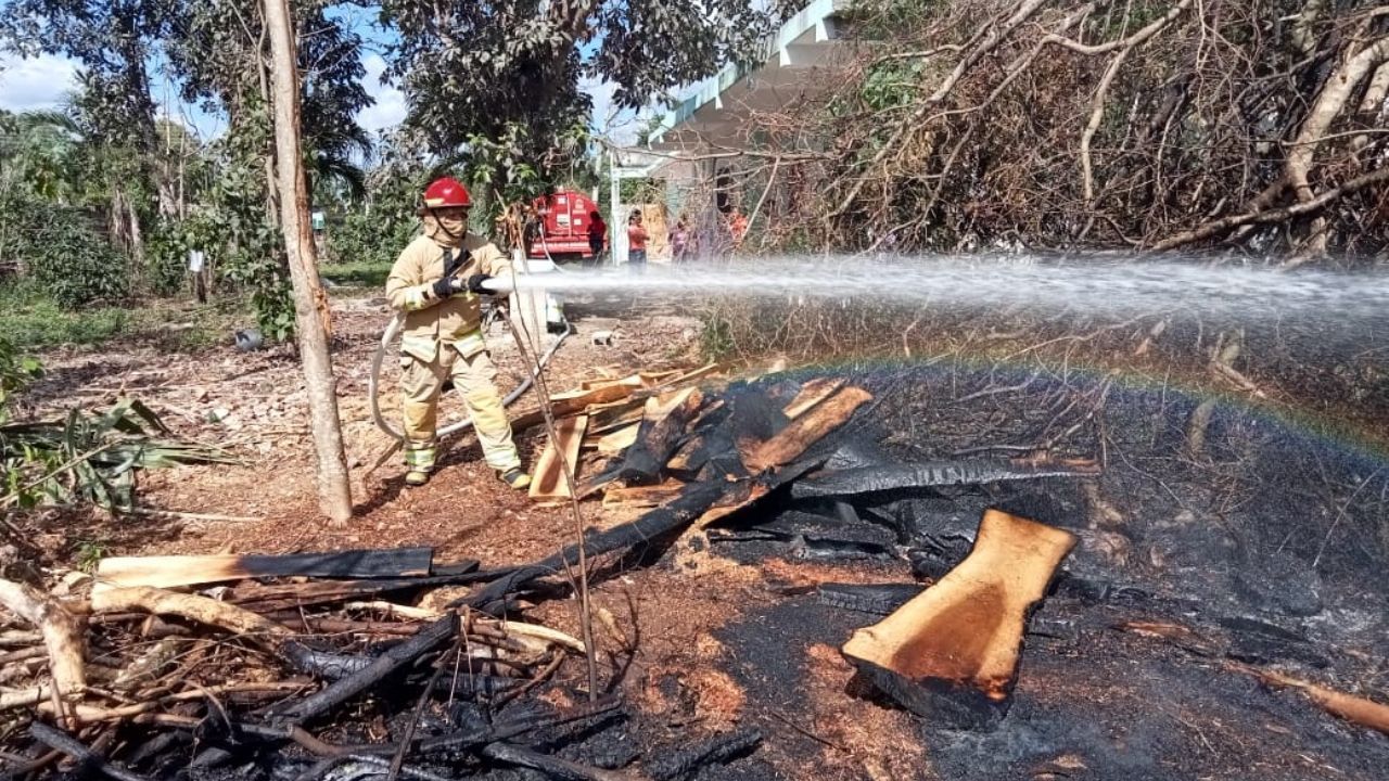 Incendio de dos chozas en la comunidad de San Cosme