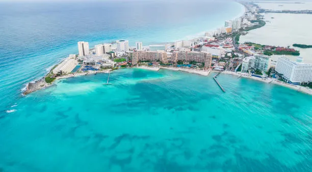 Entra proyecto de transporte eléctrico de Cancún a cartera de inversión de la SCT