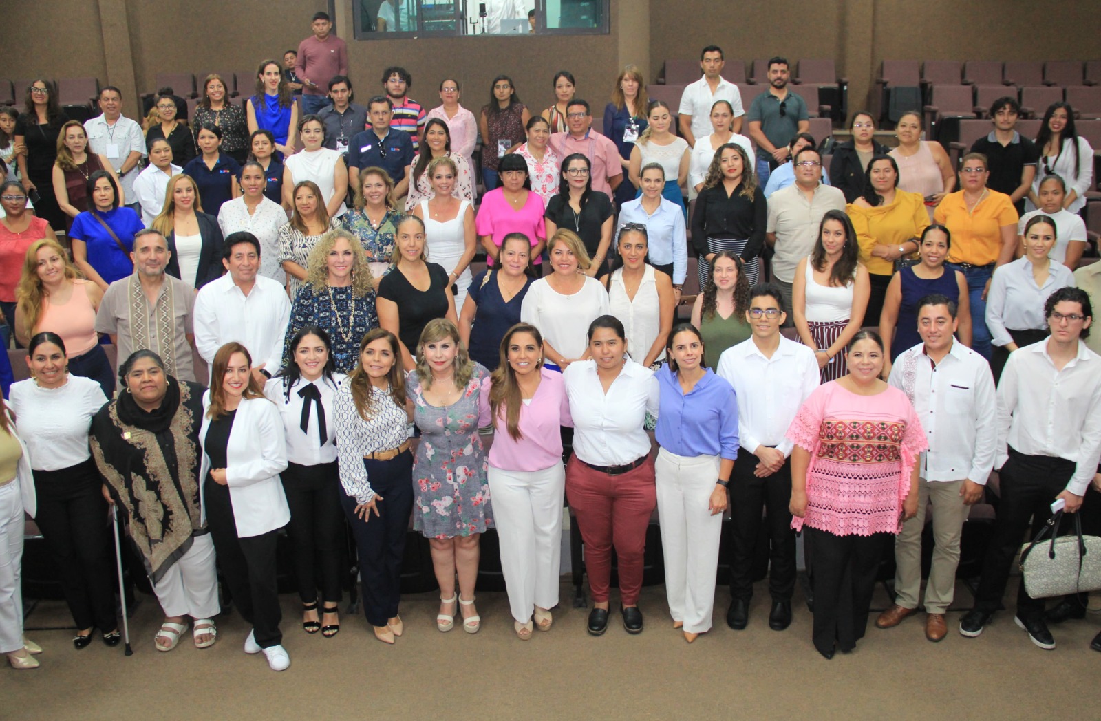 Conmemoran el “Día Internacional de la Mujer” con evento de innovación y tecnología