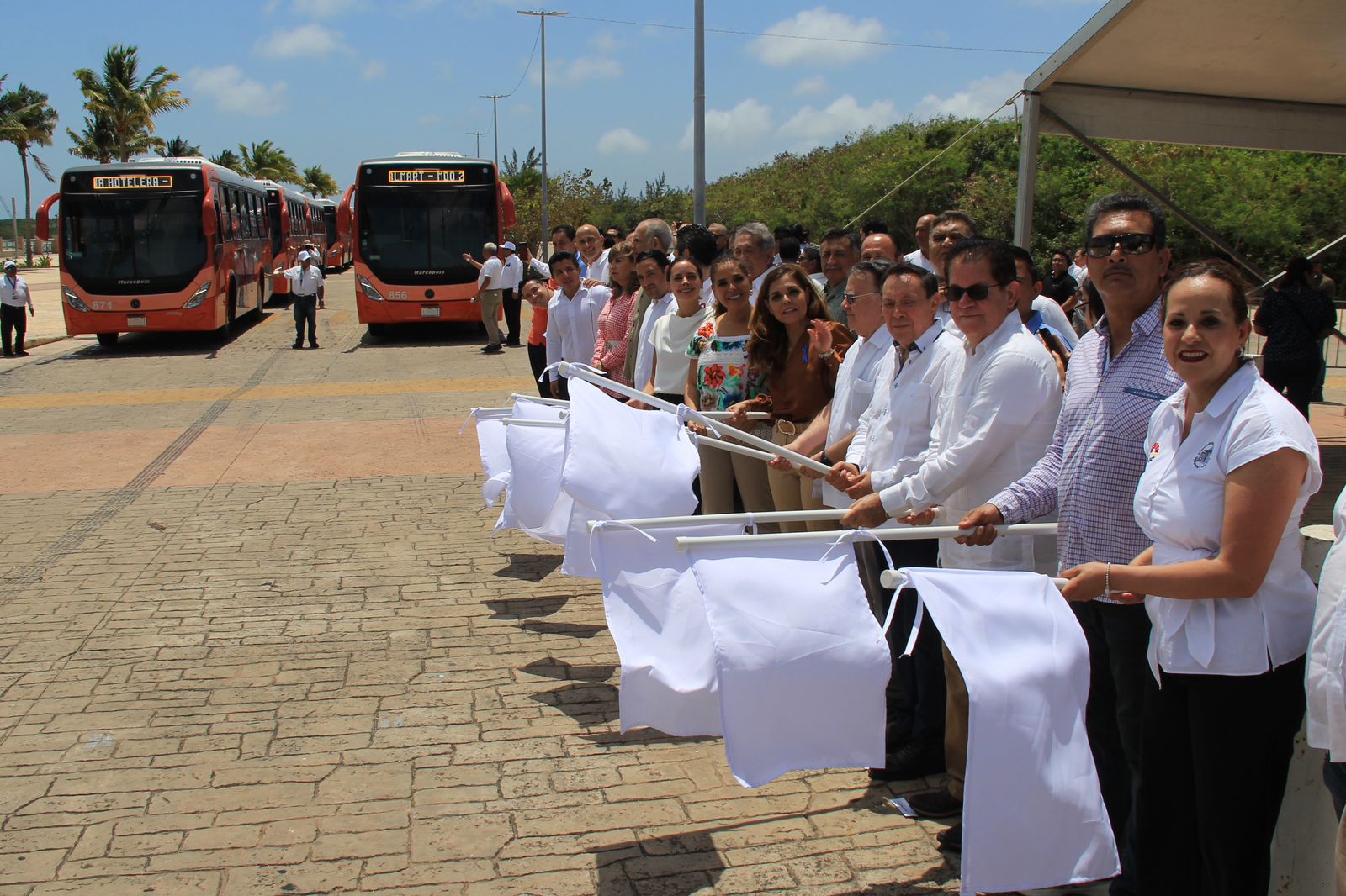 En marcha primer corredor de transporte público que operará en Zona Hotelera de Cancún