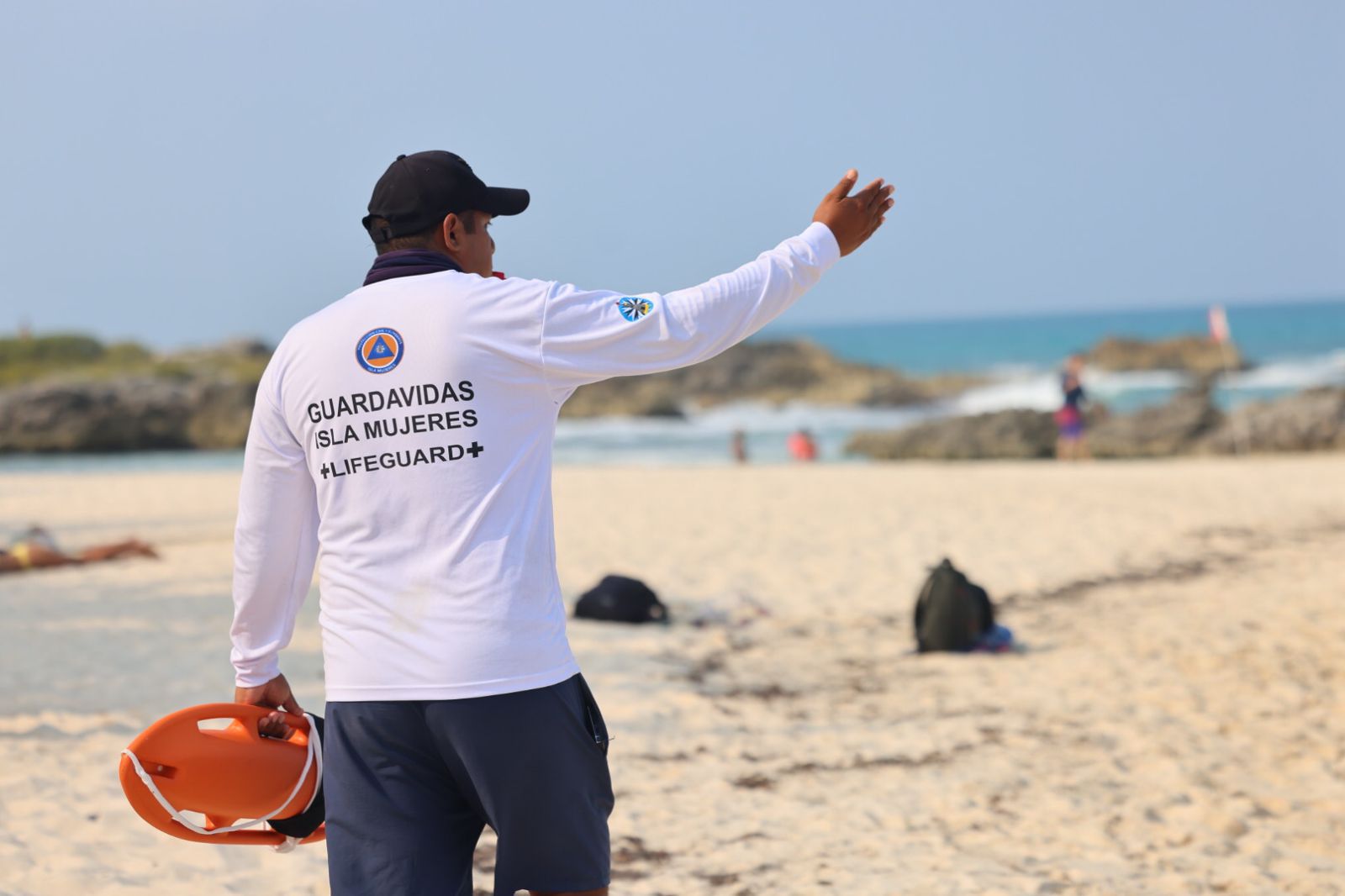 Supervisión y vigilancia en las playas de Isla Mujeres durante las vacaciones de Semana Santa